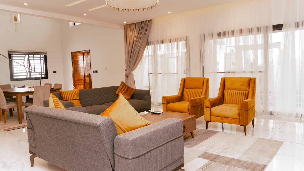Villa à louer à Saly avec piscine